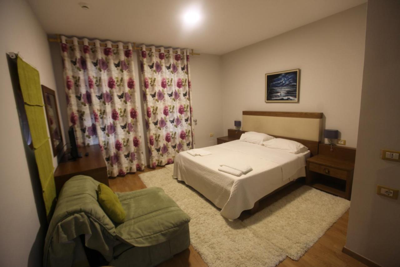 Hotel Sofo Dukat 외부 사진